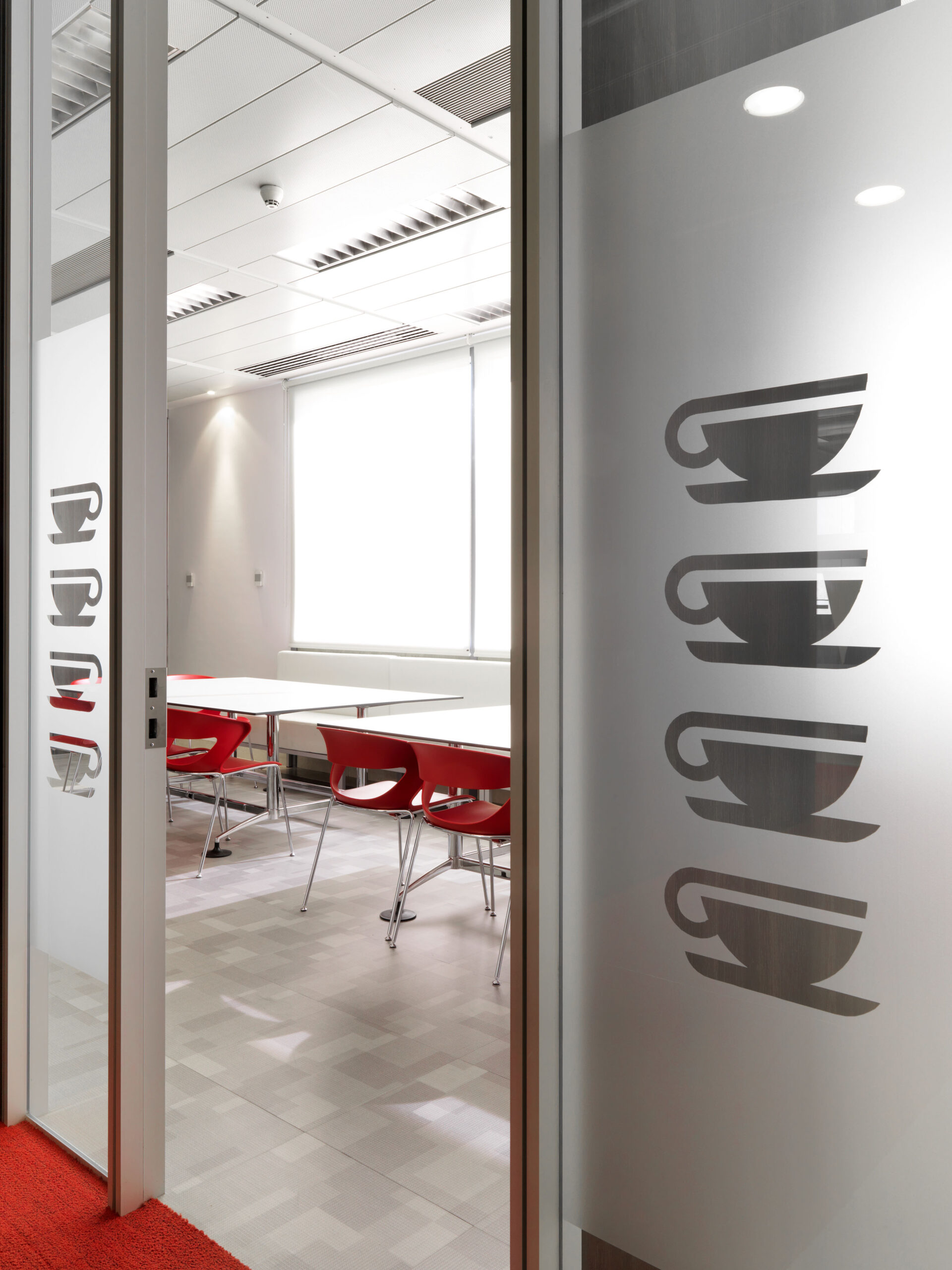 04 Galow Cygnus Lounge Interior Design Madrid